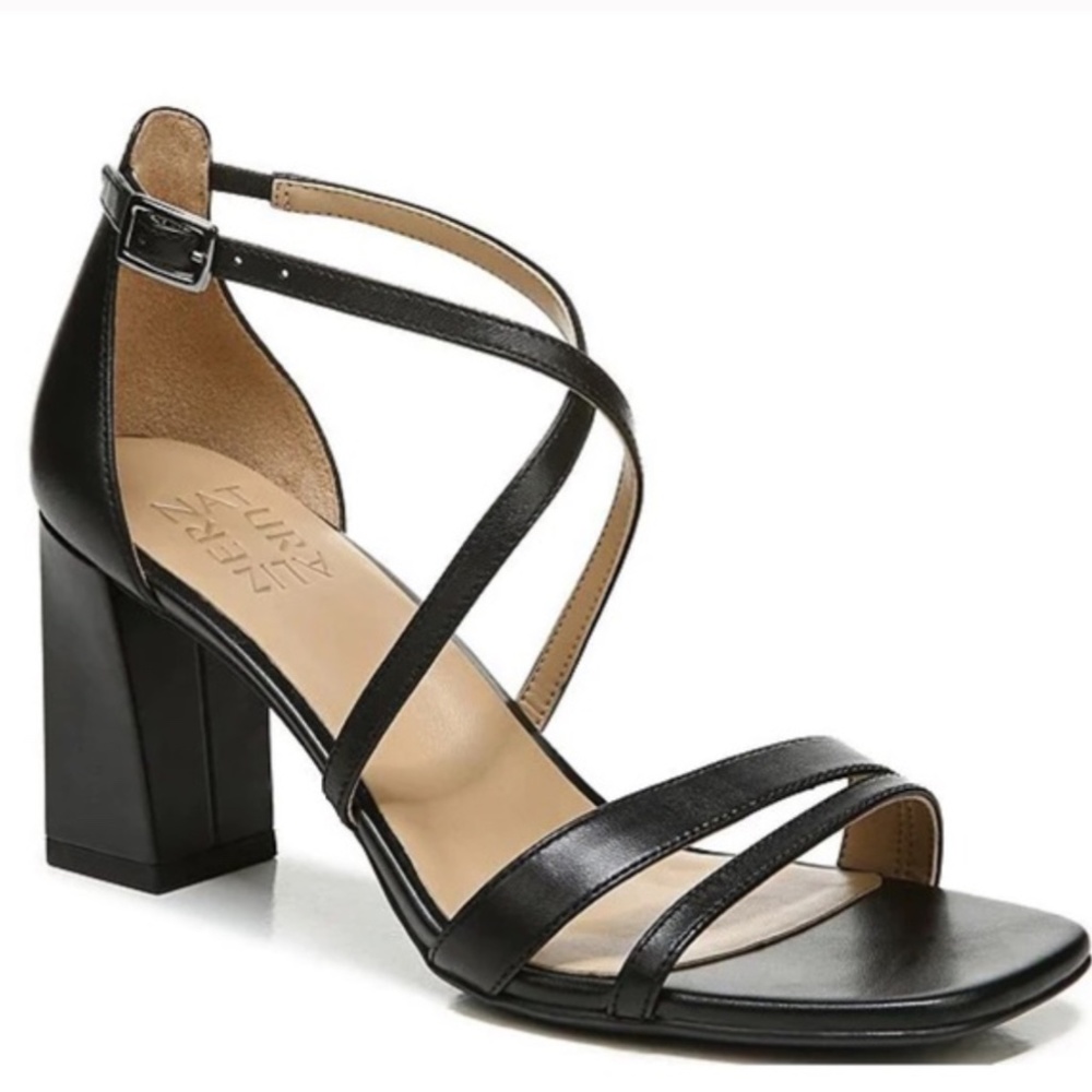 Naturalizer Tiff Black Sandals 8M New